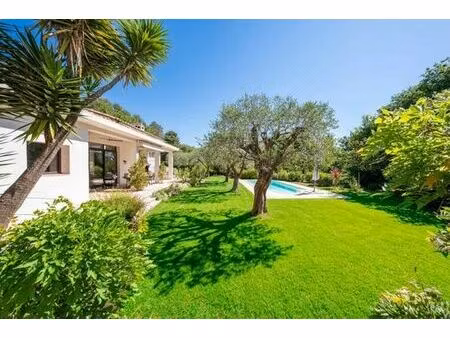 villa de 5 pièces de luxe en location tourrettes-sur-loup  provence-alpes-côte d'azur
