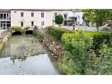 très belle bâtisse