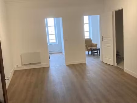 location appartement 3 pièces 58 m² à chartres (28000)  750 €