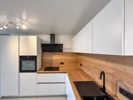 appartement 3 ch. à louer perwez  epc c