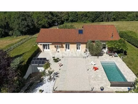vente maison 5 pièces de 178m² - 38138 les côtes-d'arey