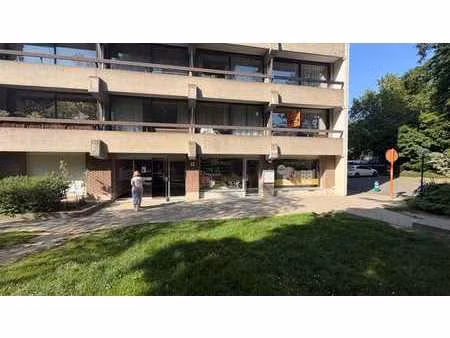 studio avec parking privé extérieur