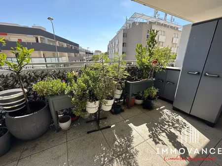 vente appartement 3 pièces avec deux chambres + place de parkin