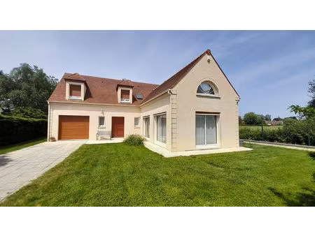 rambouillet à 5 minutes maison contemporaine 5 chambres.