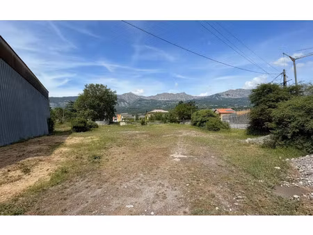 terrain chorges m² t- à vendre  214 000 €