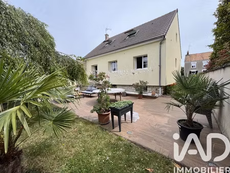 maison traditionnelle à la grande-paroisse (77130)