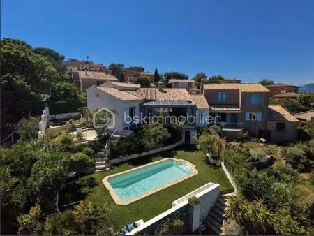 maison de 140 m² à carqueiranne