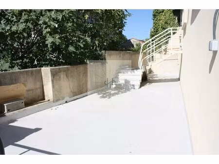 appartement lumineux de 4 pièces à montélimar