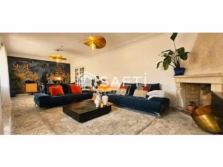 grand appartement 4 pièces 121 m2 avec terrasse  garage  cave