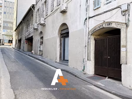 entrepot - atelier - local professionnel - a proximité du v