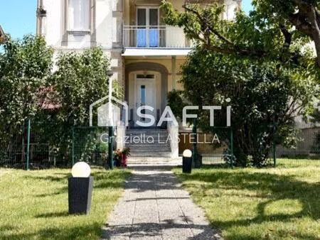 maison de caractère avec jardin  garage et atelier – un véritable coup de cœur !