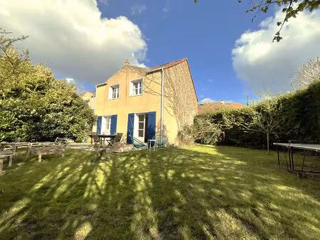 superbe maison familiale 4 chambres au village de voisins !