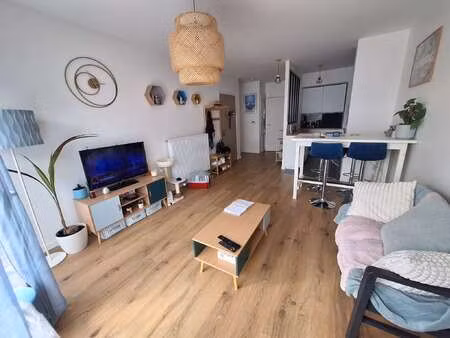 location appartement 2 pièces à guérande (44350) : à louer 2 pièces / 45m² guérande
