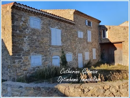 a montbrun des corbières ; a vendre en exclusivité ; ensemble composé de 2 maisons en cour