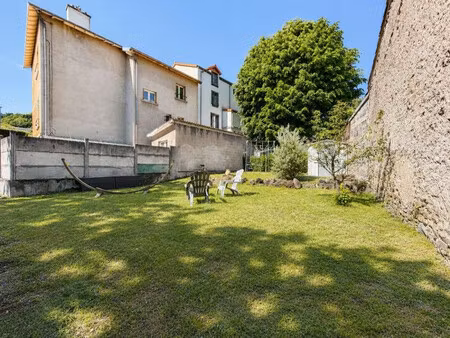 maison familiale de 170 m2 4 chambres avec espace indépendant à royat