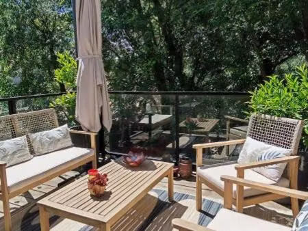 à louer – t4 récent avec terrasse et parking à villeneuve-lès-avignon