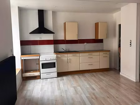 immeuble à rougemont (25680)