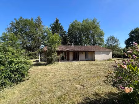 vente maison 3 pièces 65 m² à confolens (16500)  35 000 €