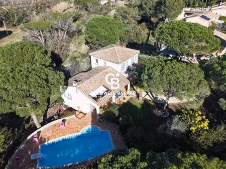 frejus -belle villa avec piscine sur un terrain de 1092 m²