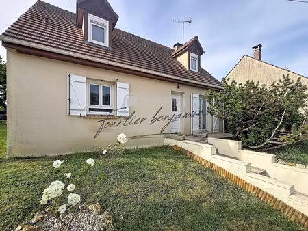 vente maison 5 pièces 104 m² beton-bazoches (77320)