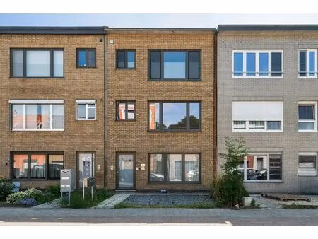 appartement te koop in schoten met 2 slaapkamers