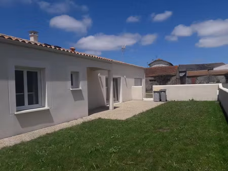 location maison 5 pièces 126 m² à champagne (17620)