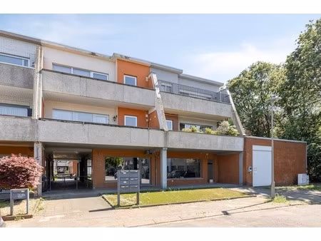 appartement te koop in hoevenen met 3 slaapkamers