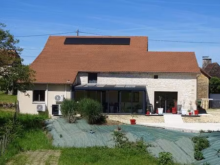 maison sainte orse 4 pièce(s) 135 m2