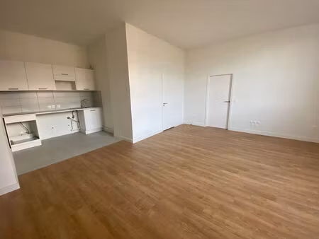 location appartement 2 pièces 53m² roubaix 59100