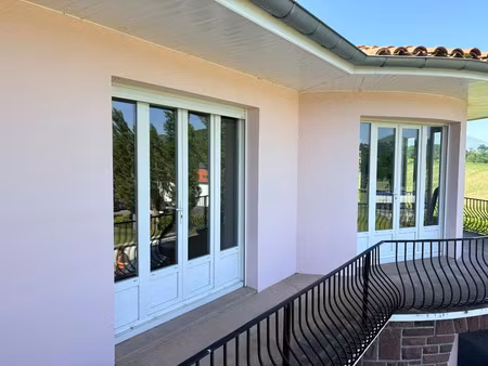 vente maison 8 pièces 151 m² à saint-jean-pied-de-port (64220)  347 000 €