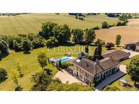 maison de 5 chambres de luxe en vente à lauzun  nouvelle-aquitaine