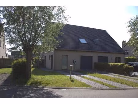 huis te koop in zandvoorde met 3 slaapkamers