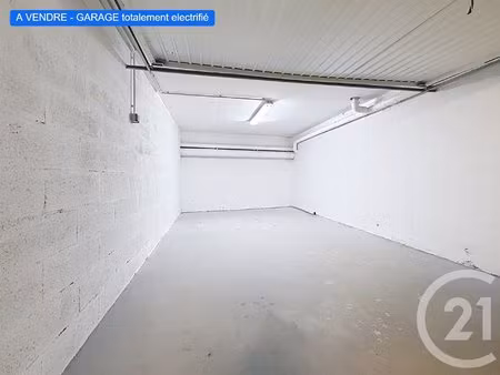 achat : parking (06270)