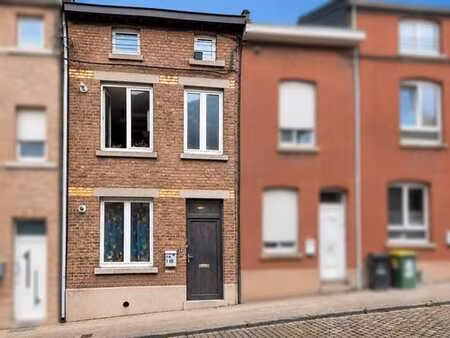 maison comprenant 2 unités de logement