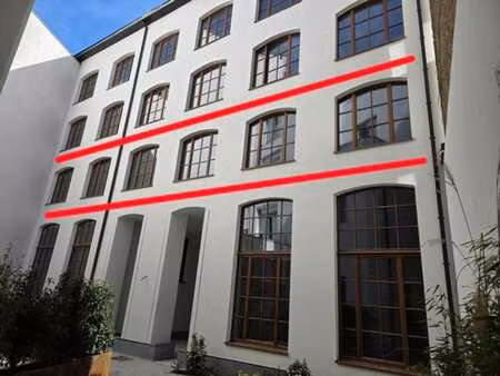 quartier stassart/ toison d'or/ porte namur: bureaux 150 m²
