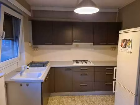 penthouse flat spacieux et lumineux a prix modere
