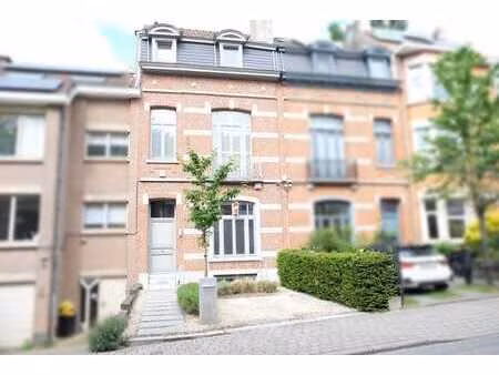 coup de cœur : maison familiale + espace professionnel