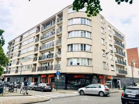 très beau penthouse 3 ch de 145 m² - sdb - sdd