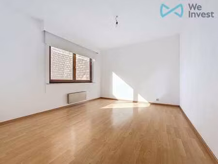 appartement lumineux 1 chambre + grande terrasse