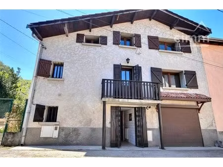 à vendre : gières  maison de type 3 avec garage.