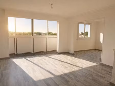 t5 - 99.77m ²