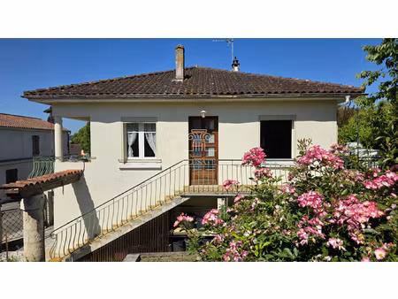 maison t3 - 90m2 au coeur d'un village avec terrain de 500m2