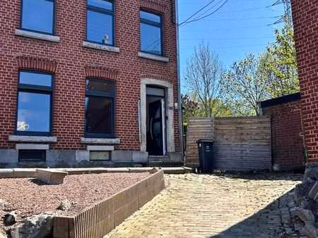 maison 3 façades à verviers 4 chambres