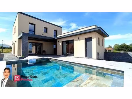 roanne (42300) villa contemporaine avec piscine  suite parentale et dépendance aménagée