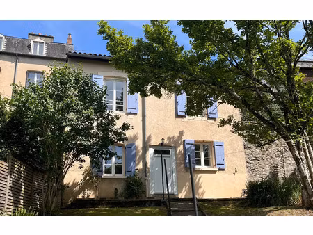 location maison  m² t-4 à limoges  925 €