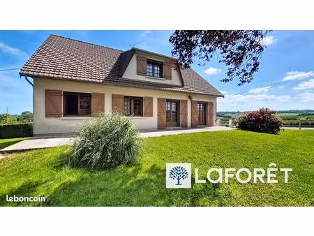 maison 6 pièces 140 m²