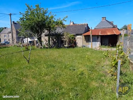 terrain 40 m² plumelec