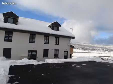 studio 34m avec garage au rousses à 5kms de la suisse