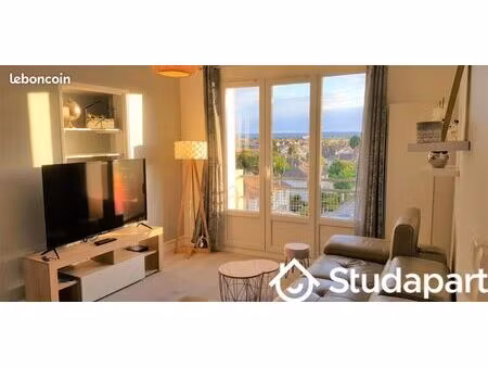 chambre 1 pièce 11 m²