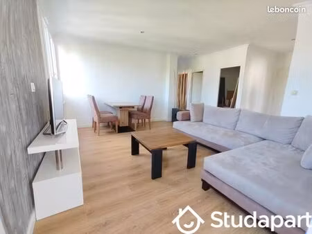 chambre 1 pièce 10 m²